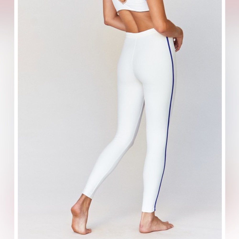 Acacia Swimwear Set Elle White striped Leggings and Komala bikini top small NWOT - Picture 3 of 13